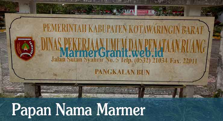 papan nama marmer