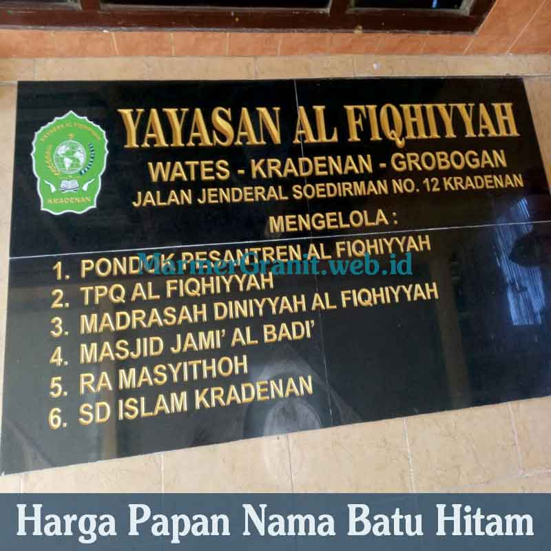 Papan Nama Batu Hitam
