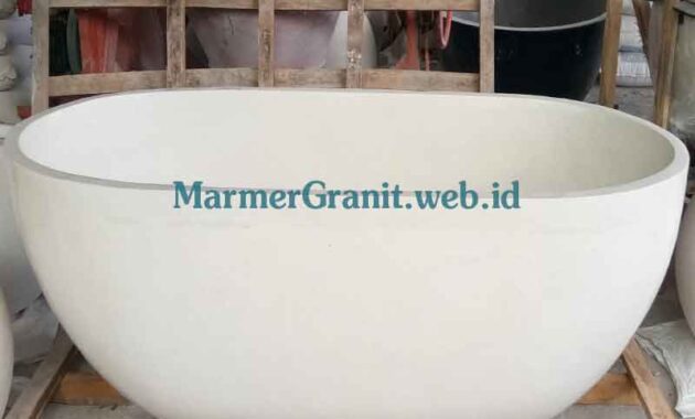 Bathtub Terazzo Putih